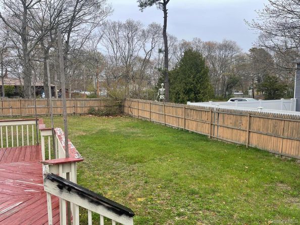 171 Hounslow Road, Shirley NY 11967
