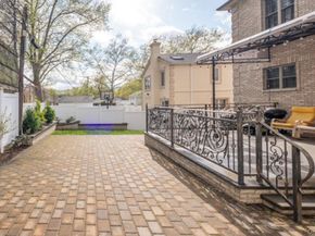 24814 Van Zandt Avenue, Little Neck NY 11362