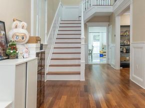 24814 Van Zandt Avenue, Little Neck NY 11362