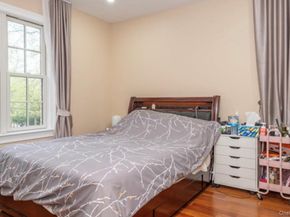 24814 Van Zandt Avenue, Little Neck NY 11362