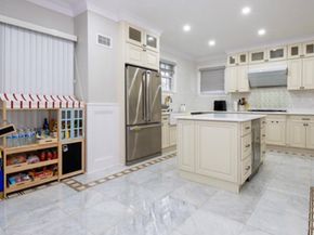 24814 Van Zandt Avenue, Little Neck NY 11362
