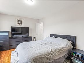 215-15 23rd Avenue TH  10, Bayside NY 11360