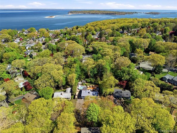 16 Dale Road, Huntington NY 11743