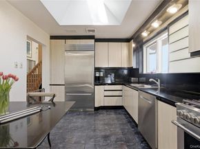 16 Dale Road, Huntington NY 11743