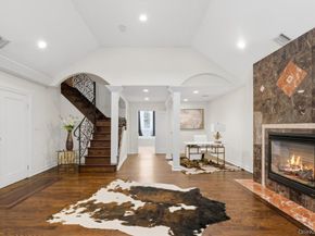 10 Hart Place, Dix Hills NY 11746