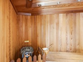 10 Hart Place, Dix Hills NY 11746