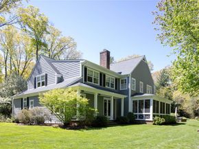 24 Matinecock Farms Road, Glen Cove NY 11542