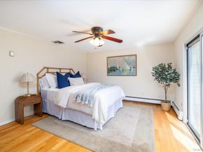 25 Cobalt Lane, Westbury NY 11590