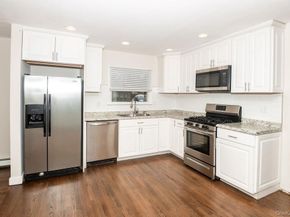 11 Akron Place, Shoreham NY 11786