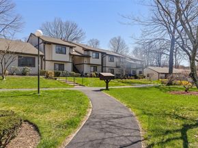 119 Village Road H, Yorktown Heights NY 10598