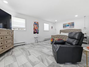 3 Miriam Lane, Plainview NY 11803