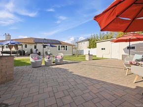 3 Miriam Lane, Plainview NY 11803