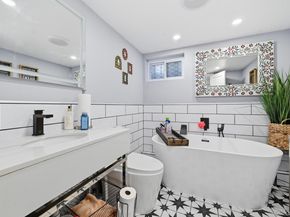 3 Miriam Lane, Plainview NY 11803