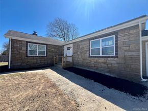 30 Lombardy Drive, Shirley NY 11967