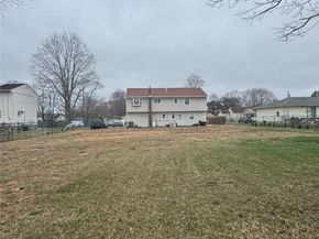 47 Drayton Avenue, Bay Shore NY 11706