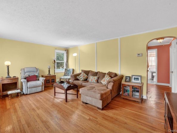 173 Hunter Avenue, Yonkers NY 10704