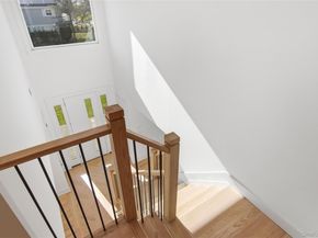 16 Otsego Place, Jericho NY 11753