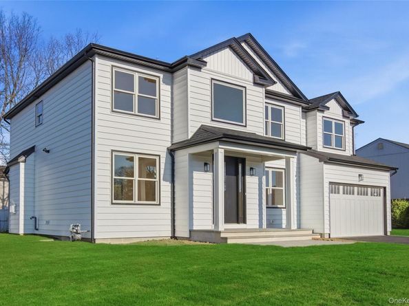 16 Otsego Place, Jericho NY 11753