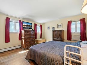 19 Duke Place, Glen Cove NY 11542