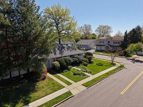 39 Deer Path Lane, Syosset NY 11791