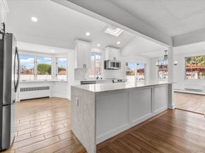 7 Waterview Avenue, Massapequa NY 11758