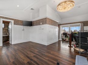 7 Waterview Avenue, Massapequa NY 11758