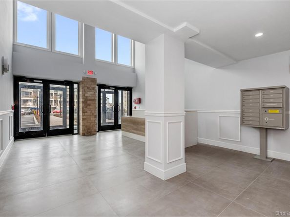 50 W Broadway 1001, Long Beach NY 11561