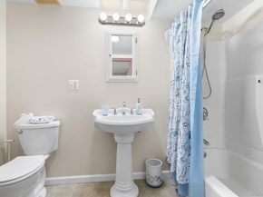 1 Spencer Court, Hartsdale NY 10530