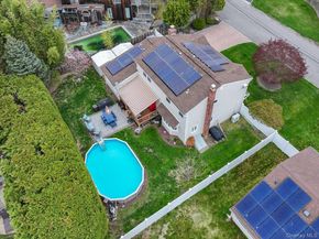 28 Cherokee Avenue, West Islip NY 11795