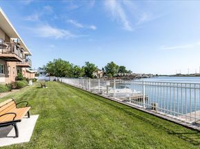 4 Rose Street 5H1, Oceanside NY 11572