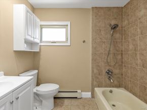 4 Rose Street 5H1, Oceanside NY 11572