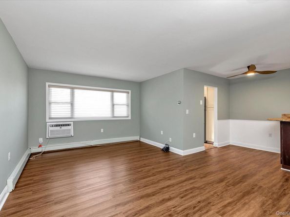 4 Rose Street 5H1, Oceanside NY 11572