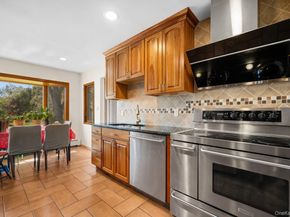 150 Roxton Road, Plainview NY 11803