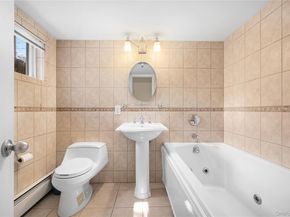 150 Roxton Road, Plainview NY 11803