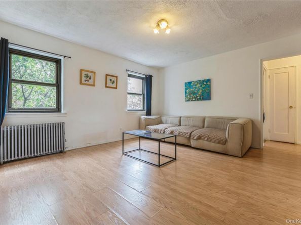 144-14 77 Road 3A, Kew Garden Hills NY 11367