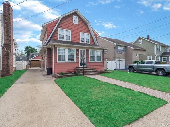 20 Nassau Boulevard, Malverne NY 11565