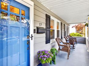 17 Neulist Avenue, Port Washington NY 11050