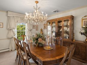 32 Fairway Place, Cold Spring Harbor NY 11724