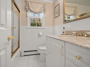 32 Fairway Place, Cold Spring Harbor NY 11724