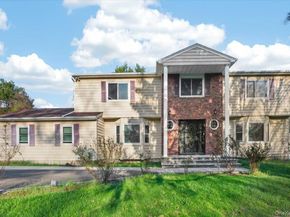 2 Vanderbilt Parkway, Dix Hills NY 11746