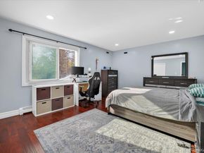 2 Vanderbilt Parkway, Dix Hills NY 11746