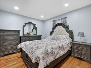 2 Vanderbilt Parkway, Dix Hills NY 11746