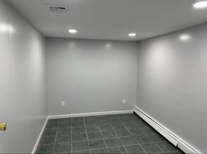 2 Vanderbilt Parkway, Dix Hills NY 11746