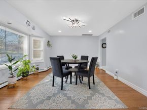 2 Vanderbilt Parkway, Dix Hills NY 11746
