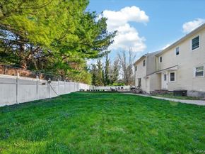 2 Vanderbilt Parkway, Dix Hills NY 11746