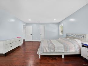 2 Vanderbilt Parkway, Dix Hills NY 11746