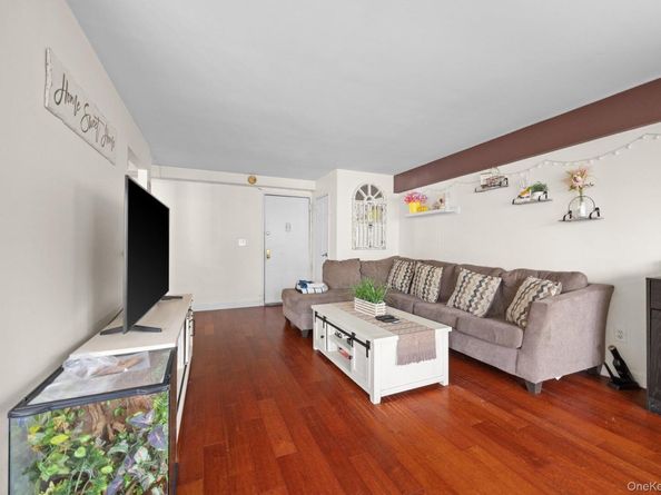 25 Lake Street 2E, White Plains NY 10603