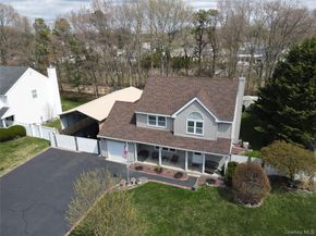 145 Bishop Lane, Holbrook NY 11741