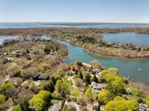 7 Gazon Road, Shelter Island Heights NY 11964
