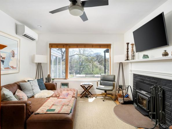 7 Gazon Road, Shelter Island Heights NY 11964